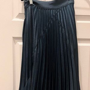 Vince flate midi skirt